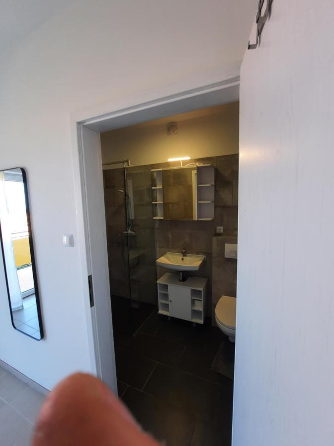 Appartements Lena. Premantura Eksteriør billede