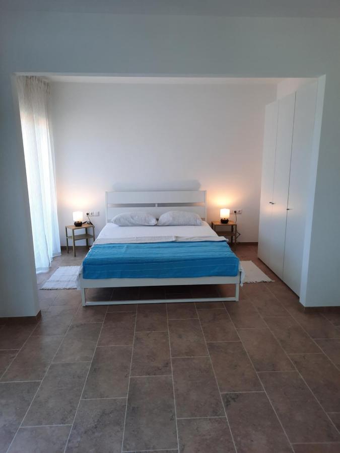 Appartements Lena. Premantura Eksteriør billede